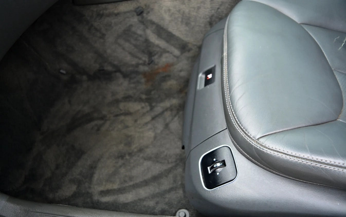 Mercedes-Benz SL cena 21900 przebieg: 198000, rok produkcji 2003 z Pilzno małe 781